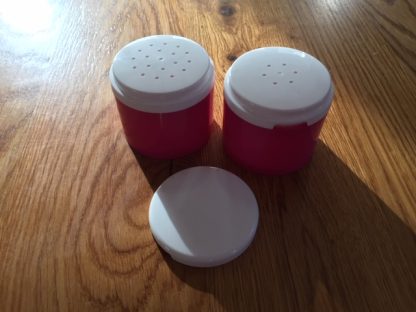 Peper en zout strooier /kruidenbusje ds 23
